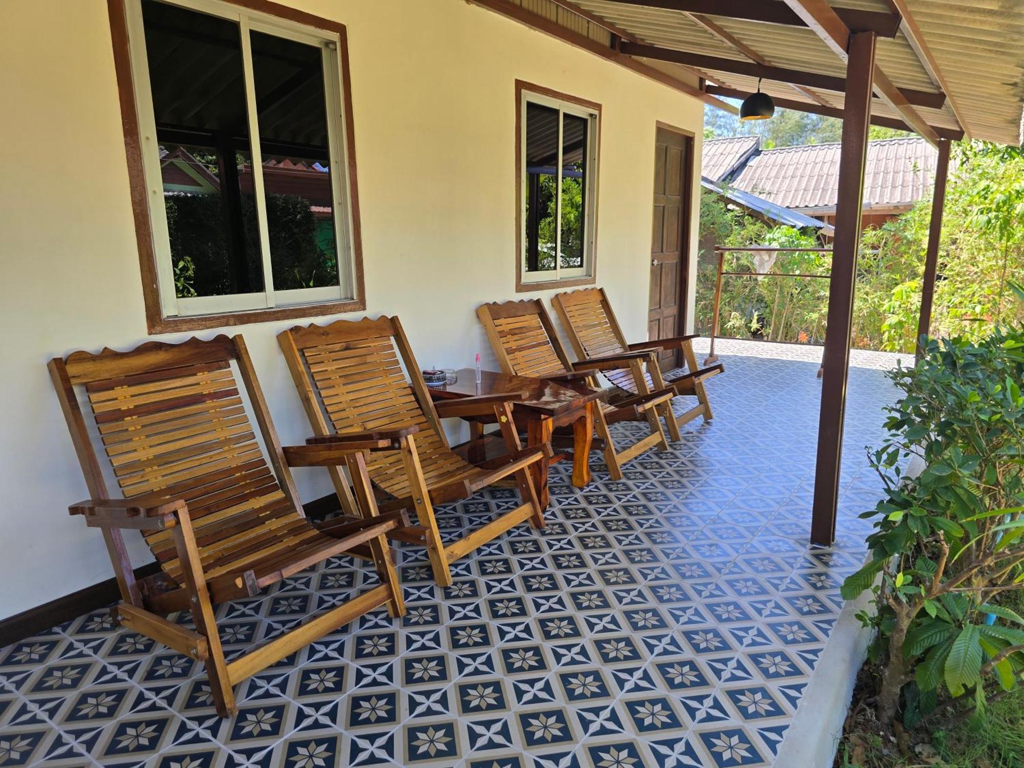 The Blue Gecko Hotel Ko Lanta Eksteriør billede
